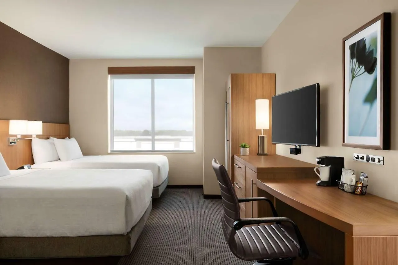 Hyatt Place Virginia Beach Town Center 3*,